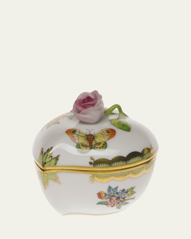 Queen Victoria Green Heart Bonbon with Rose Finial